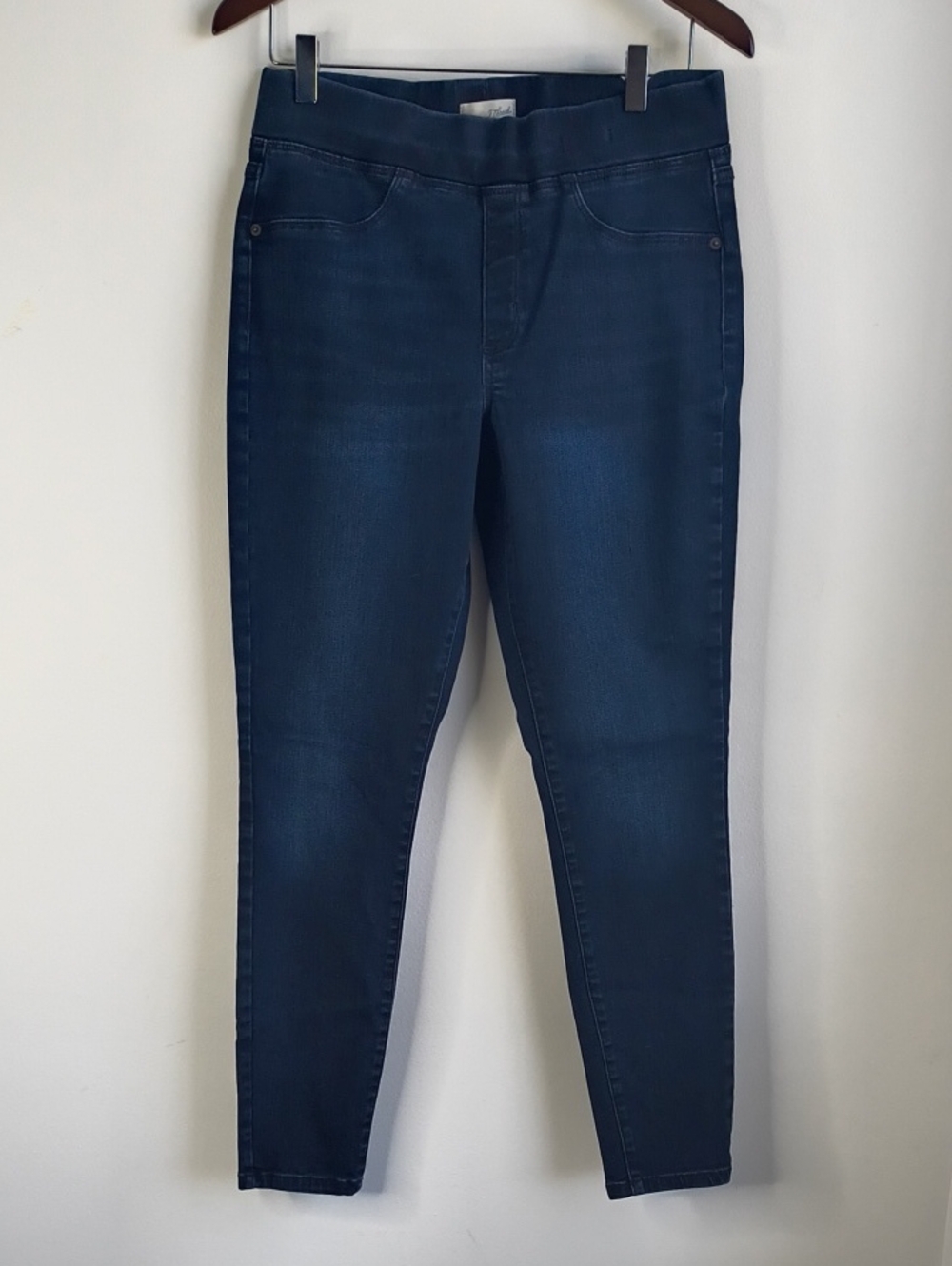 Universal Thread Dark Blue Skinny Jeggings